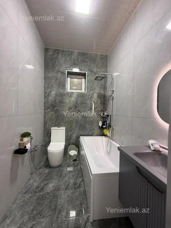 Satılır 4 otaqlı həyət evi 100 m²