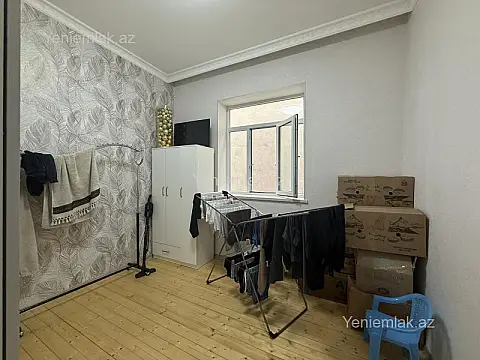 Satılır 4 otaqlı həyət evi 100 m²