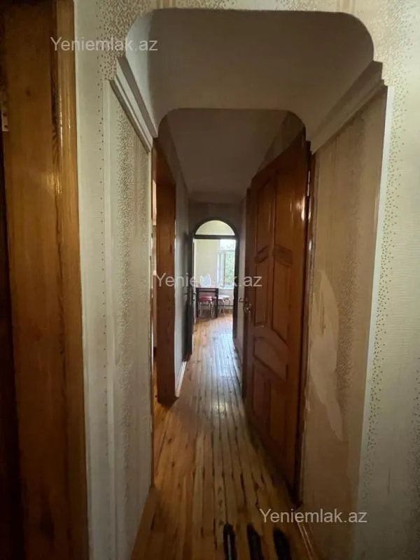 Satılır 3 otaqlı köhnə tikili 78 m²