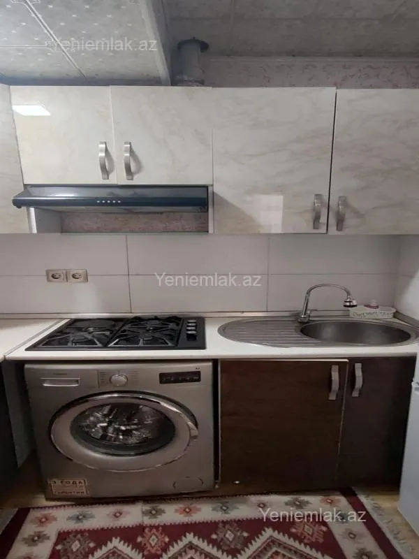 Satılır 3 otaqlı yeni tikili 75 m²