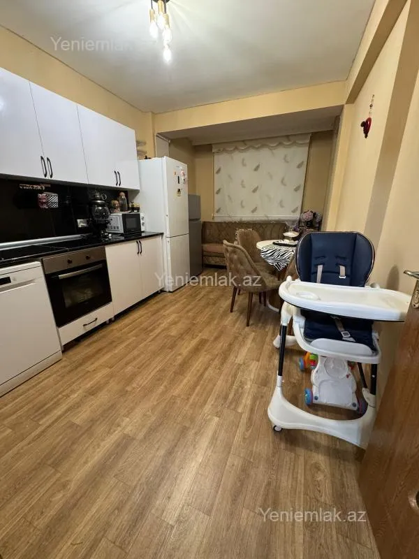 Satılır 2 otaqlı yeni tikili 114 m²