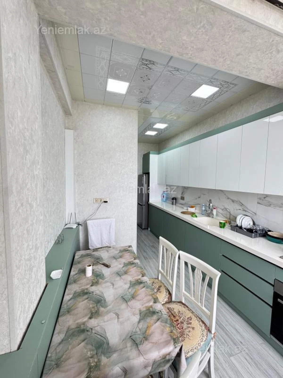 Satılır 3 otaqlı yeni tikili 94 m²