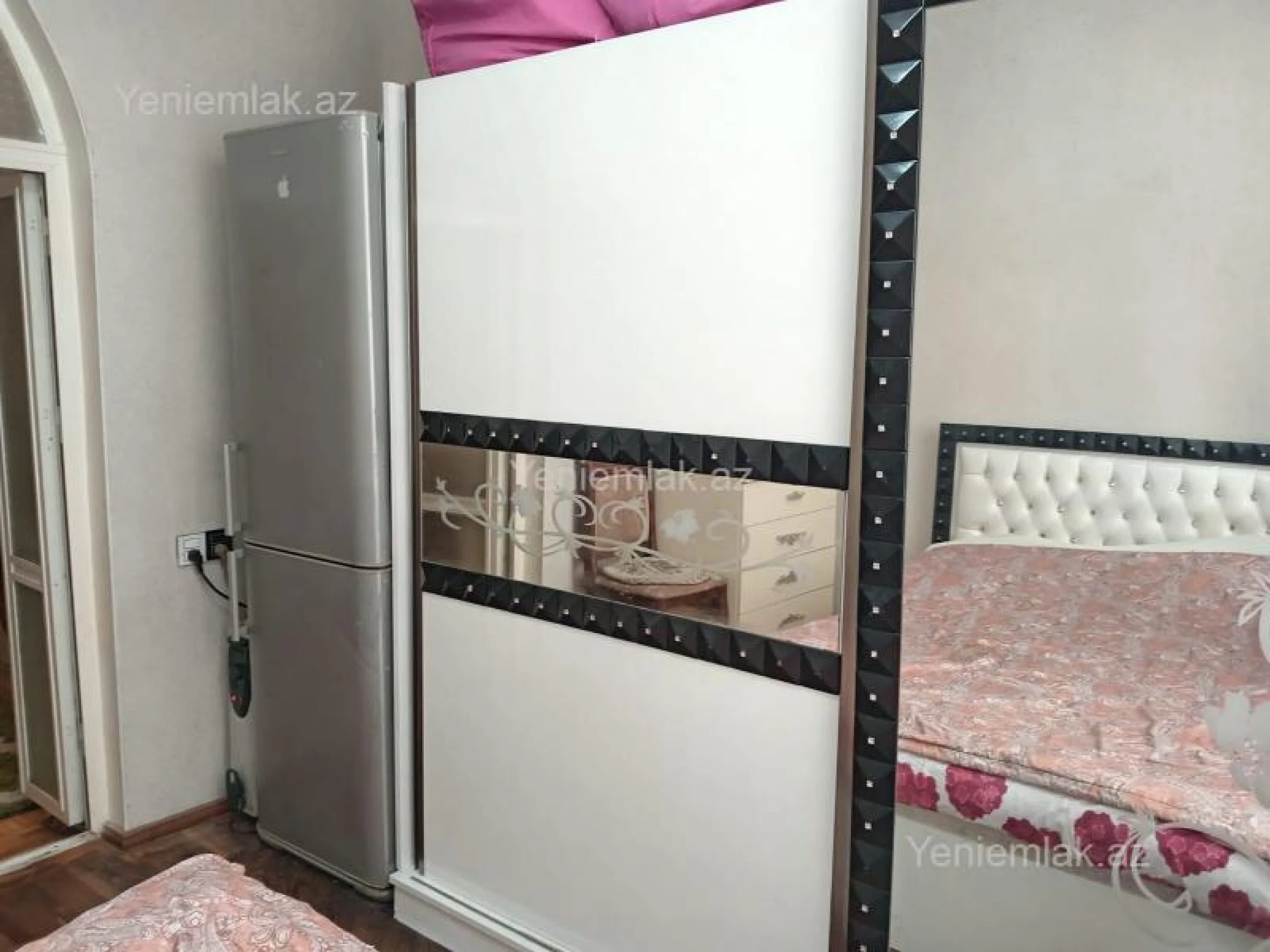 Satılır 3 otaqlı köhnə tikili 72 m²