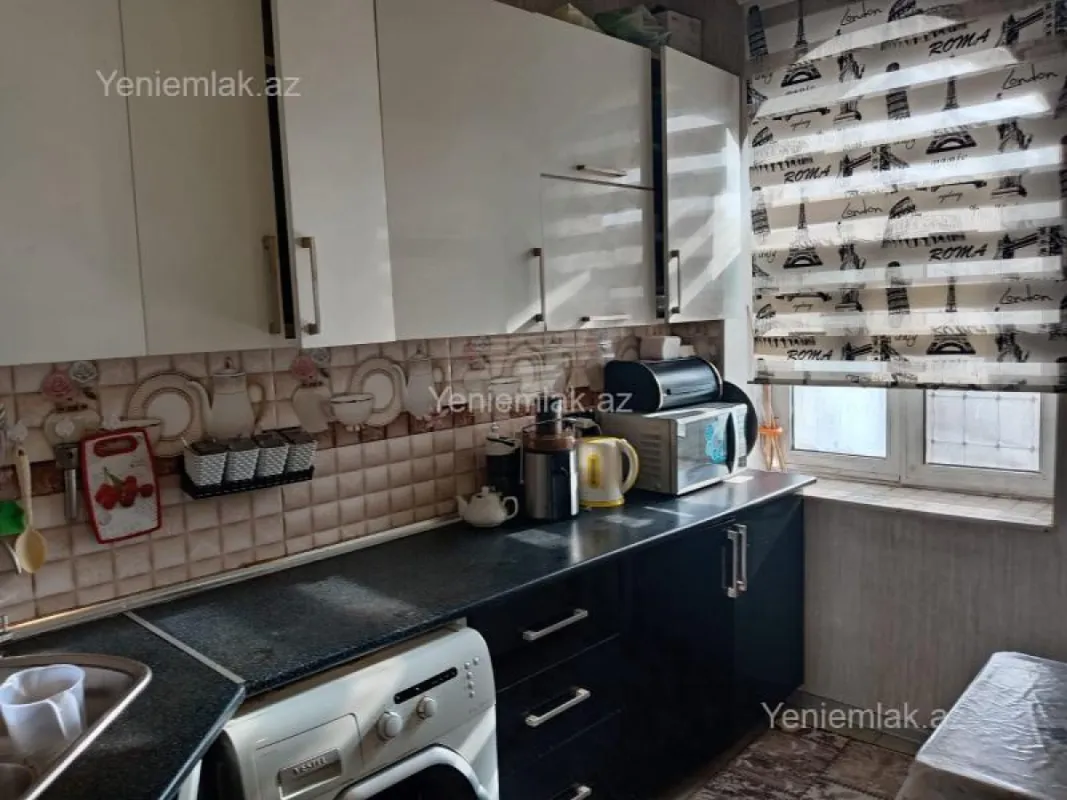 Satılır 3 otaqlı köhnə tikili 72 m²