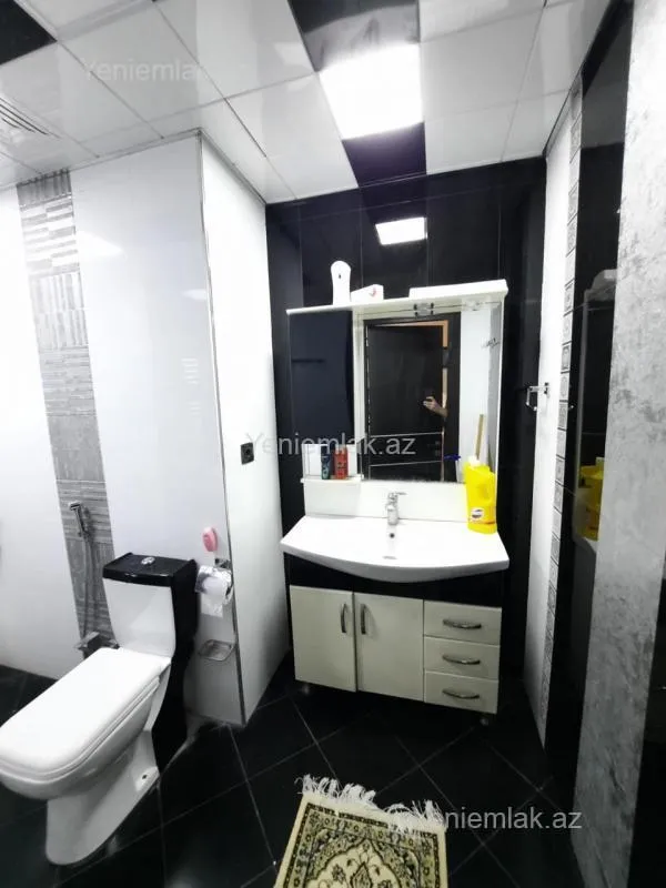 Satılır 2 otaqlı yeni tikili 68 m²