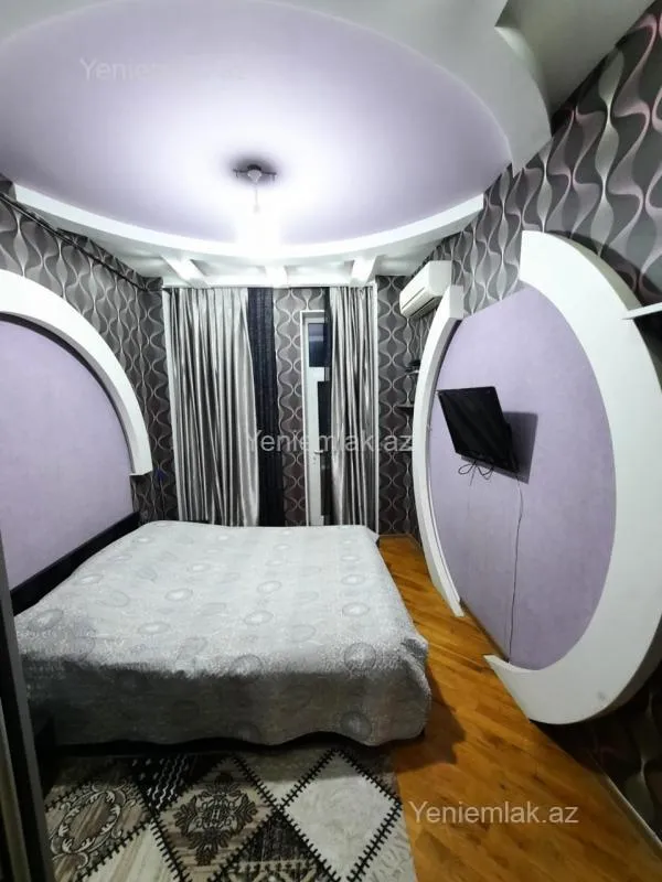 Satılır 2 otaqlı yeni tikili 68 m²