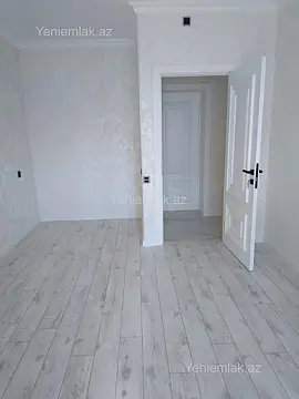 Satılır 4 otaqlı köhnə tikili 85 m²