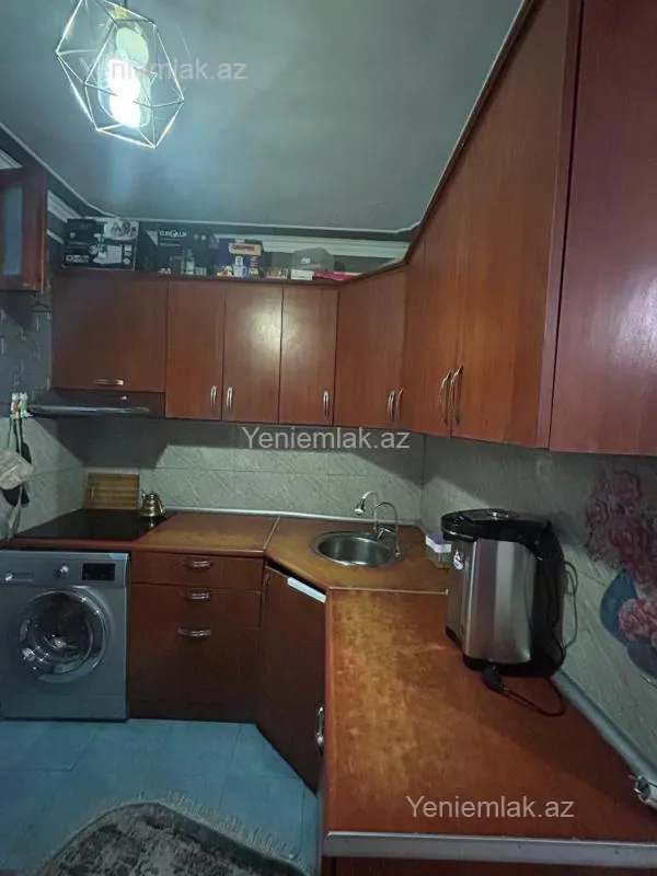 Satılır 2 otaqlı köhnə tikili 46 m²