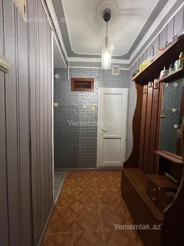 Satılır 2 otaqlı köhnə tikili 46 m²