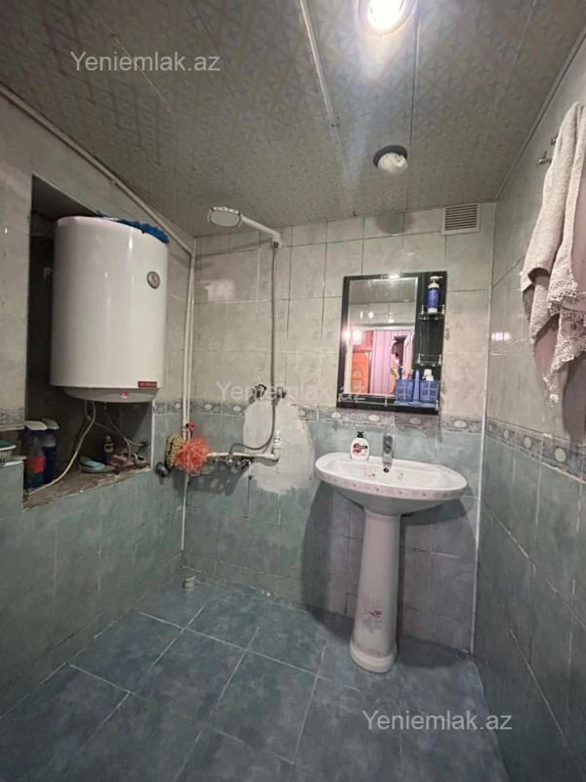 Satılır 2 otaqlı köhnə tikili 46 m²