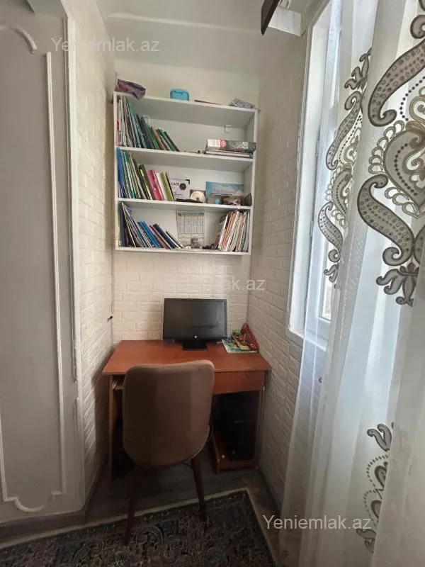 Satılır 2 otaqlı köhnə tikili 46 m²