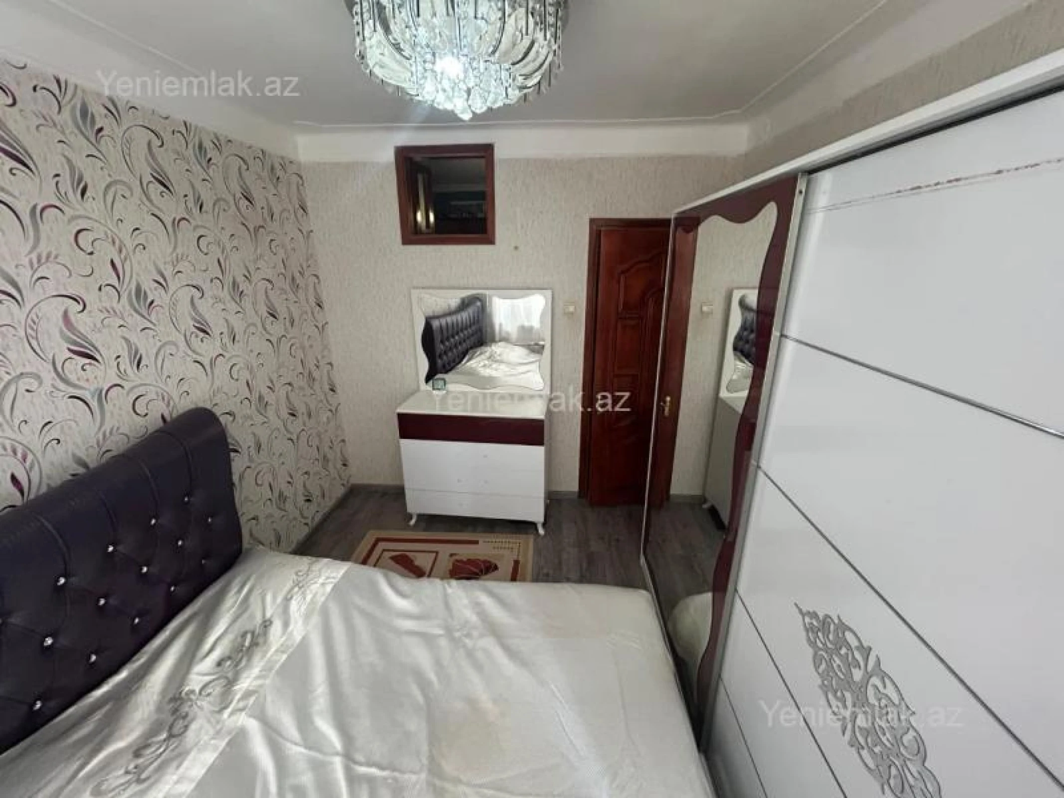 Satılır 2 otaqlı köhnə tikili 46 m²