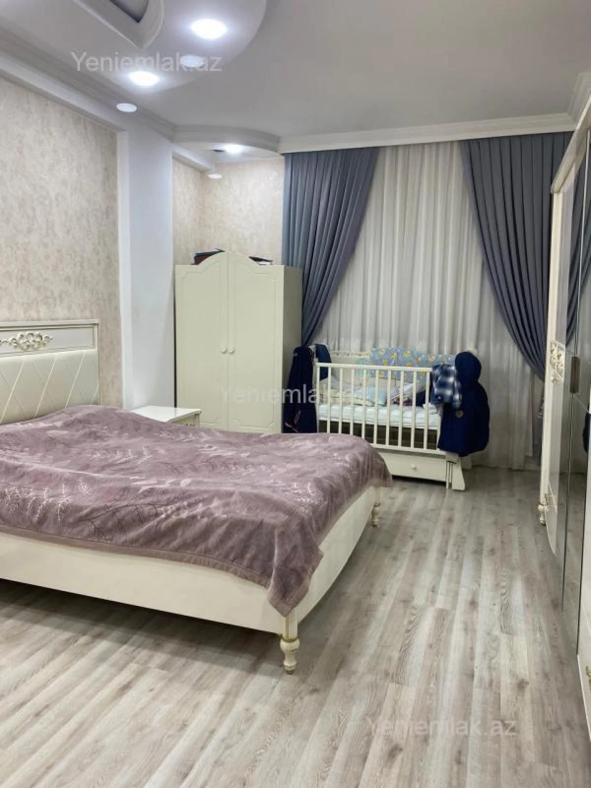 Satılır 2 otaqlı yeni tikili 94 m²