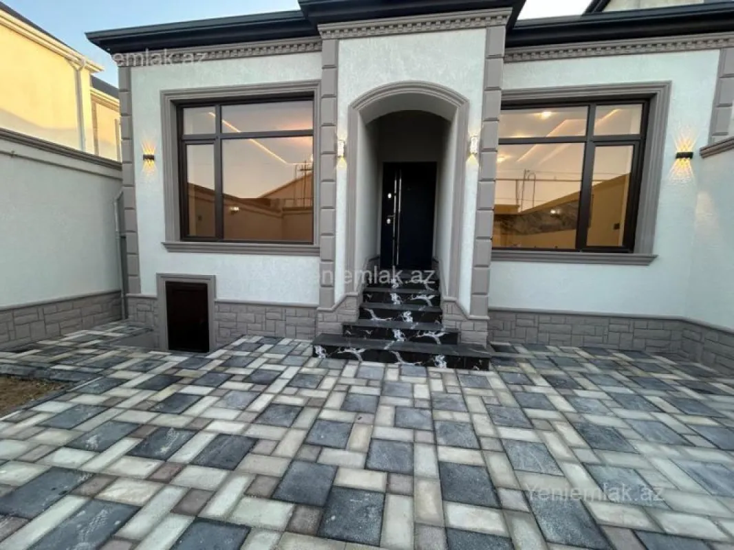 Satılır 4 otaqlı həyət evi 120 m²