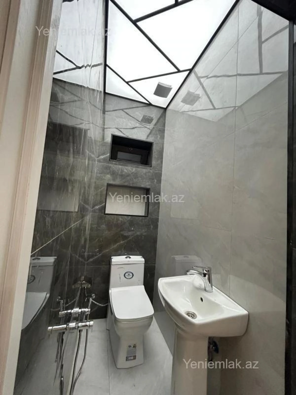 Satılır 4 otaqlı həyət evi 120 m²