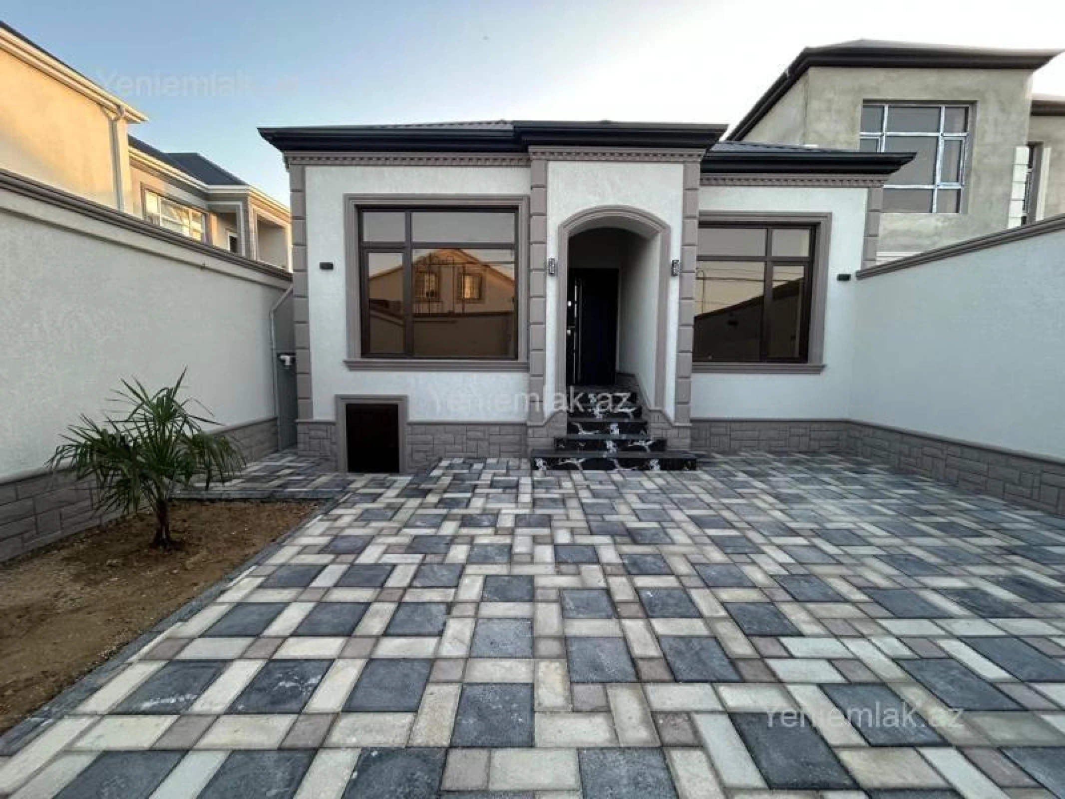 Satılır 4 otaqlı həyət evi 120 m²