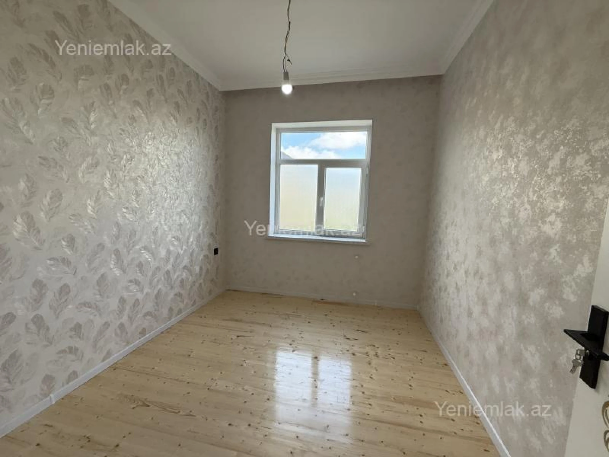 Satılır 4 otaqlı həyət evi 120 m²