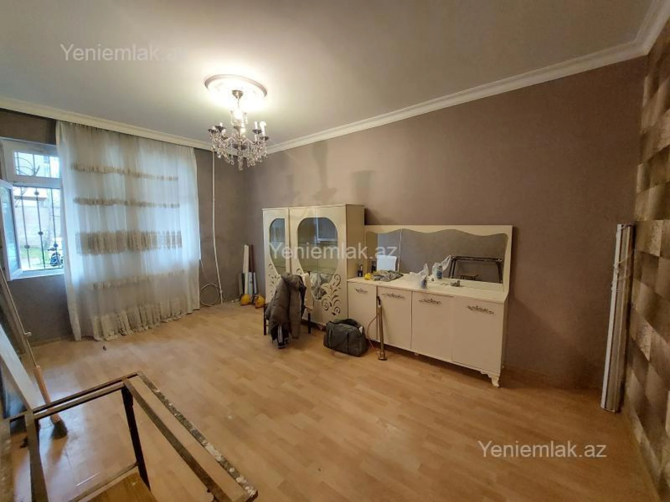 Satılır 3 otaqlı köhnə tikili 70 m²