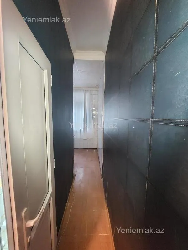 Satılır 3 otaqlı köhnə tikili 70 m²