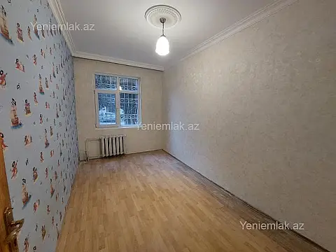 Satılır 3 otaqlı köhnə tikili 70 m²