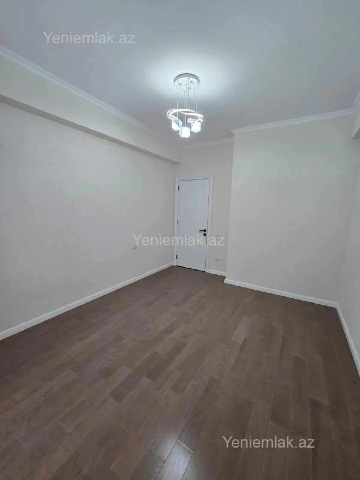 Satılır 3 otaqlı yeni tikili 70 m²
