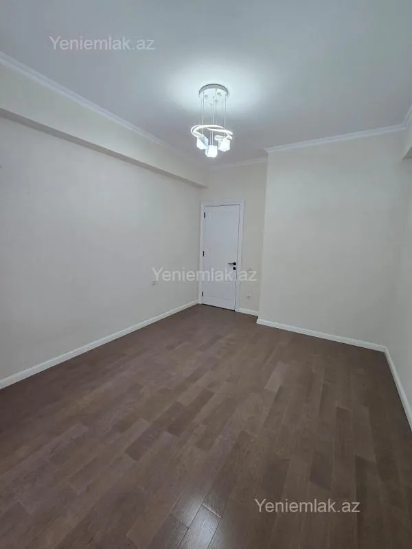 Satılır 3 otaqlı yeni tikili 70 m²