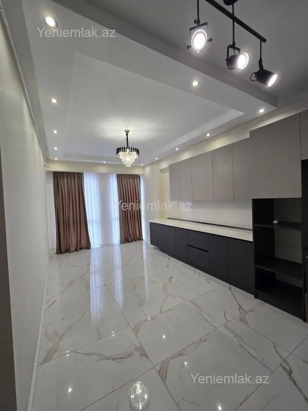 Satılır 3 otaqlı yeni tikili 70 m²