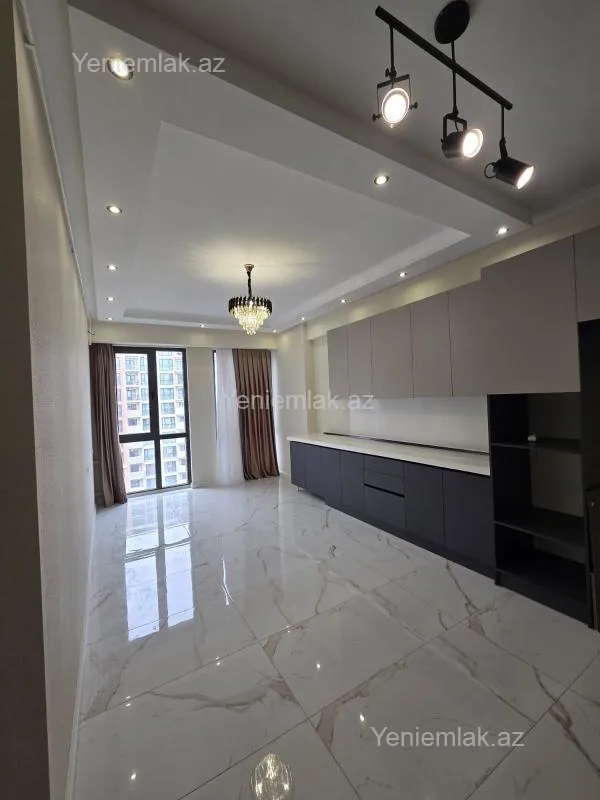 Satılır 3 otaqlı yeni tikili 70 m²