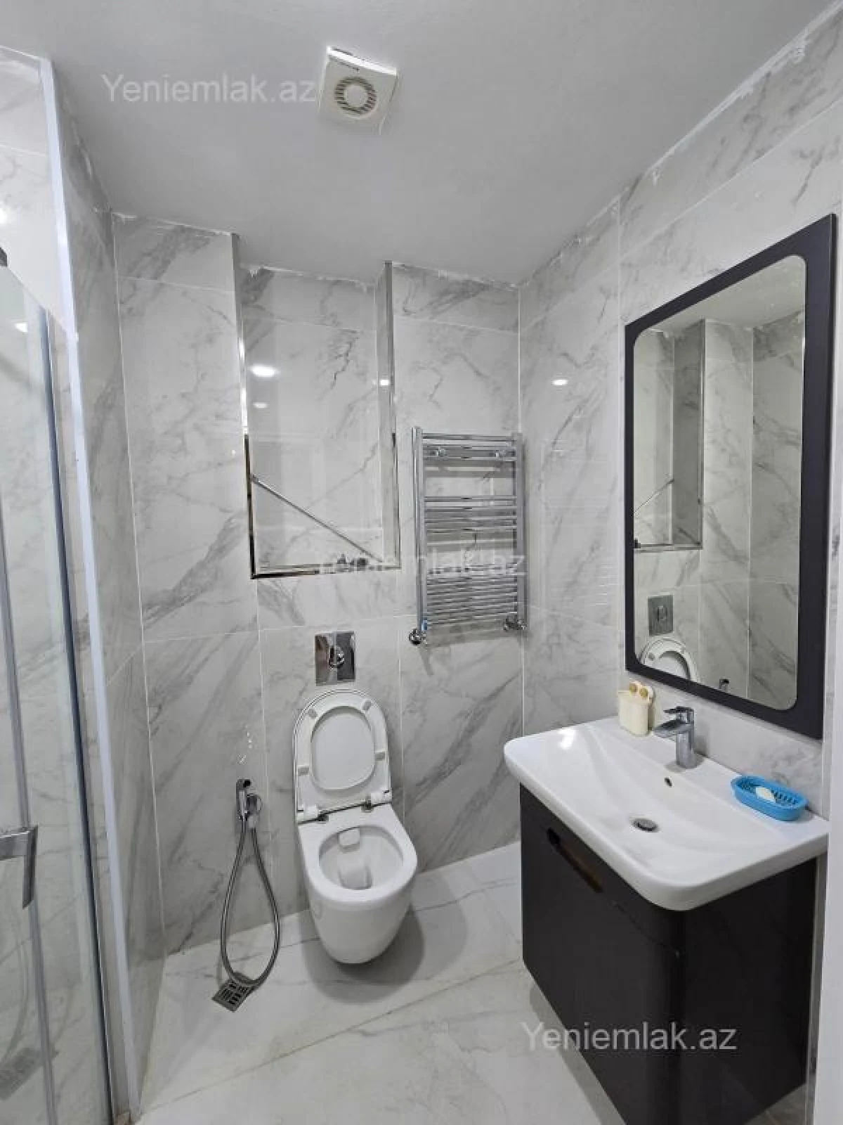 Satılır 3 otaqlı yeni tikili 70 m²