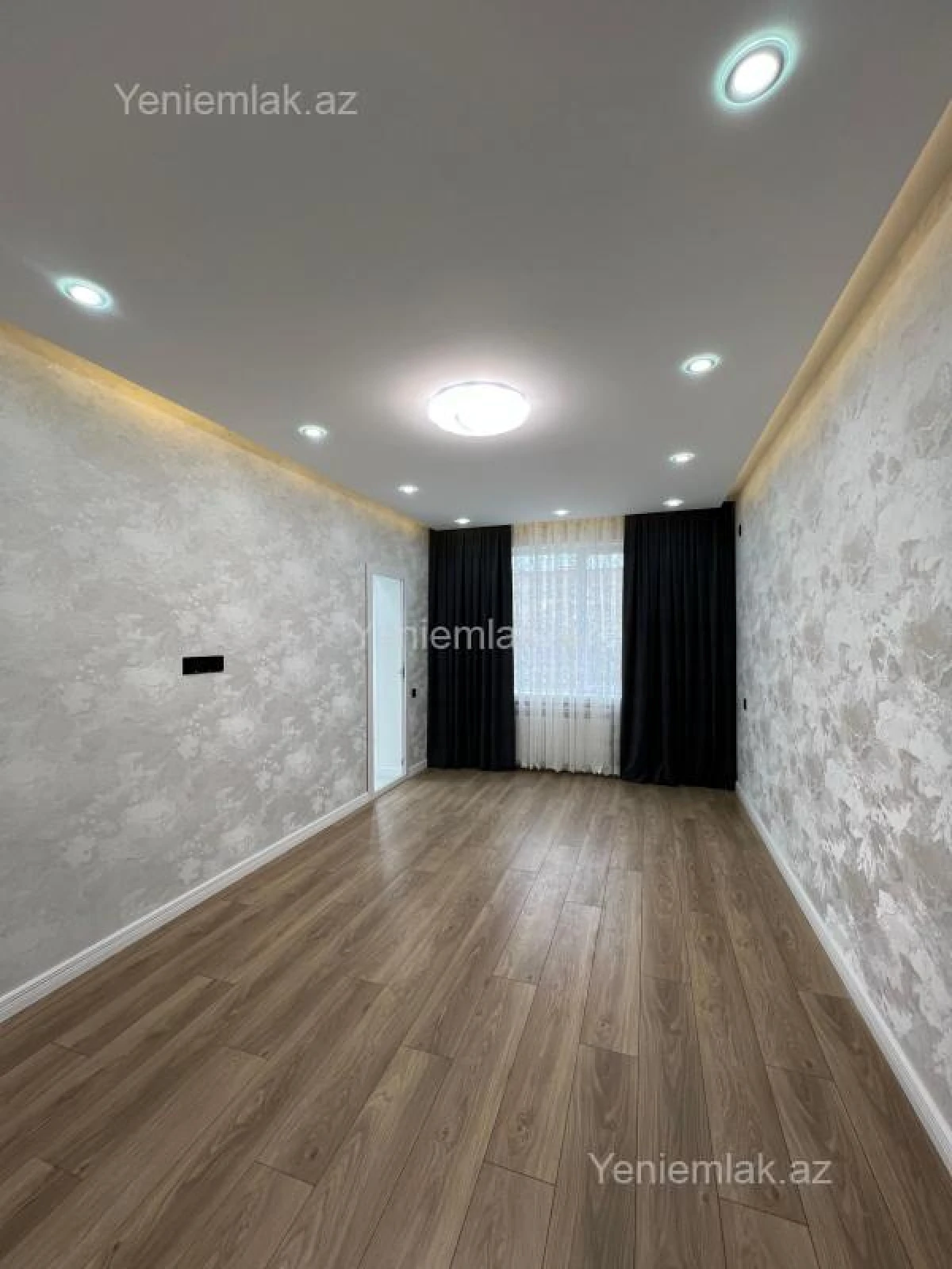 Satılır 3 otaqlı köhnə tikili 60 m²