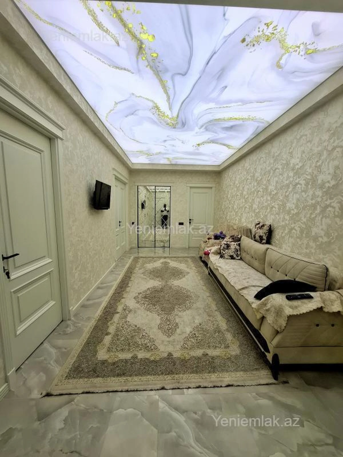 Satılır 3 otaqlı yeni tikili 140 m²