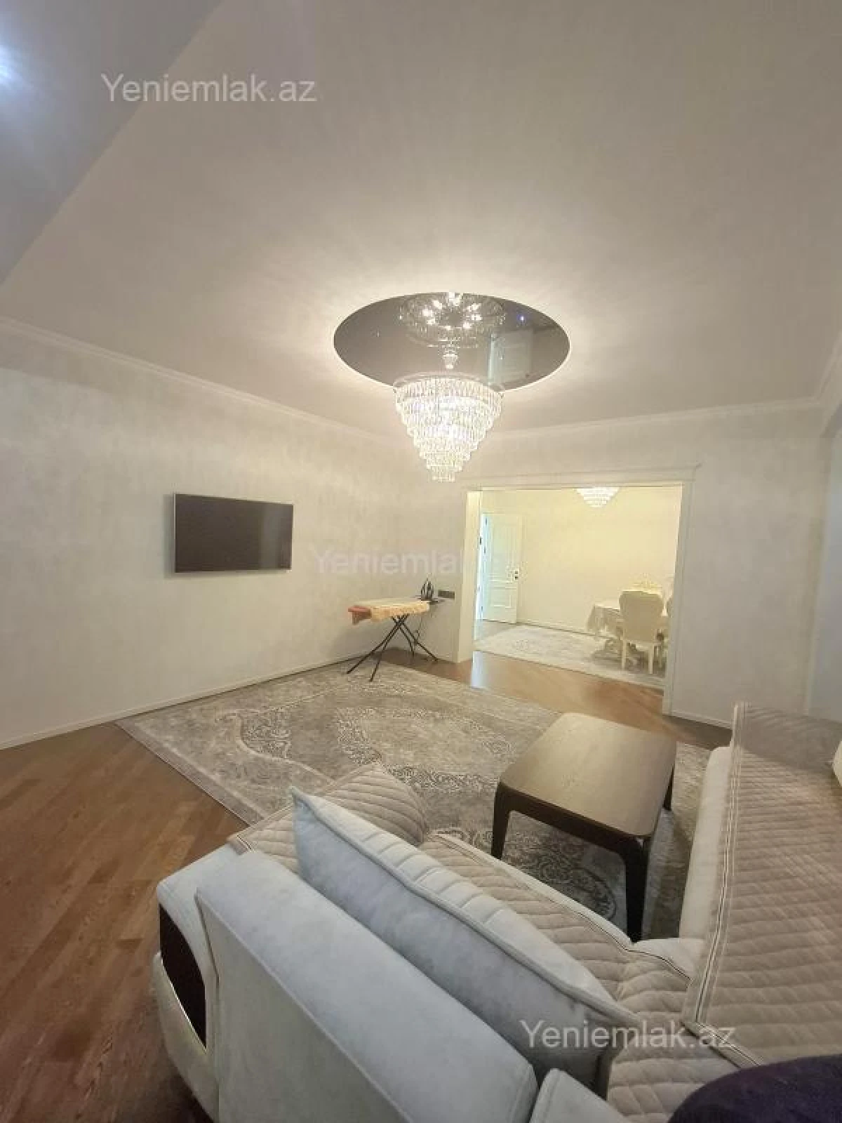 Satılır 3 otaqlı yeni tikili 140 m²