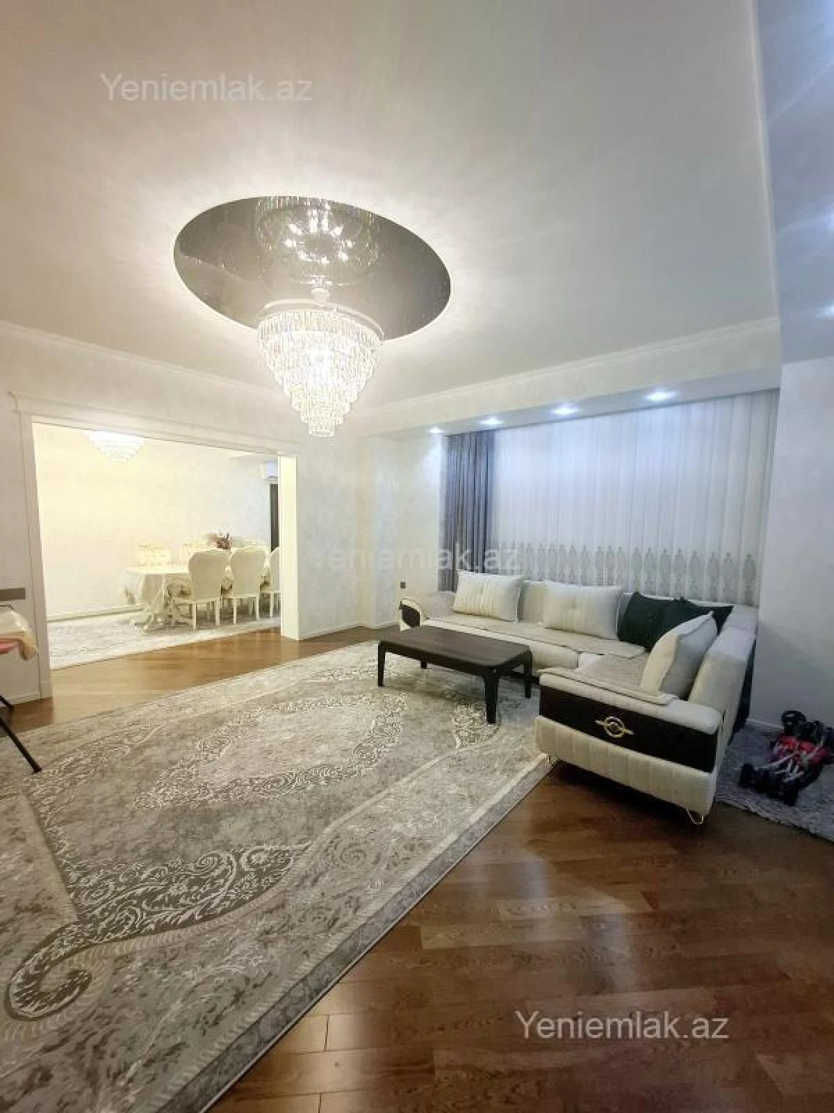 Satılır 3 otaqlı yeni tikili 140 m²