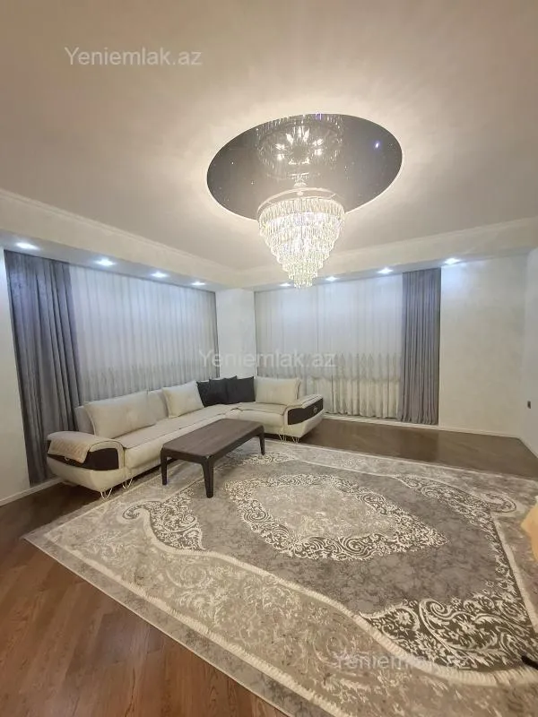 Satılır 3 otaqlı yeni tikili 140 m²