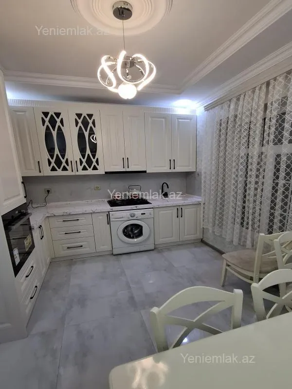 Satılır 5 otaqlı həyət evi 130 m²