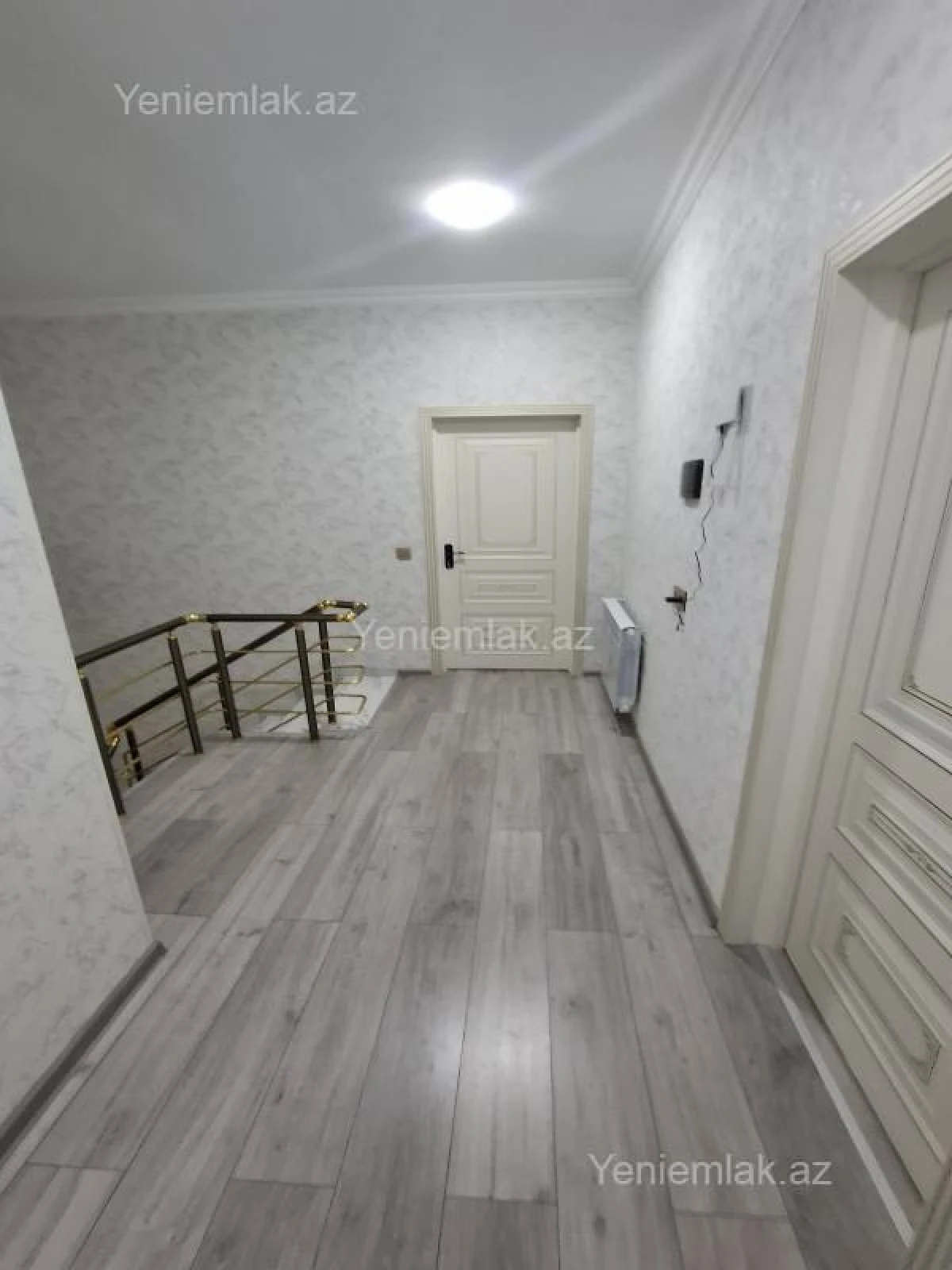 Satılır 5 otaqlı həyət evi 130 m²