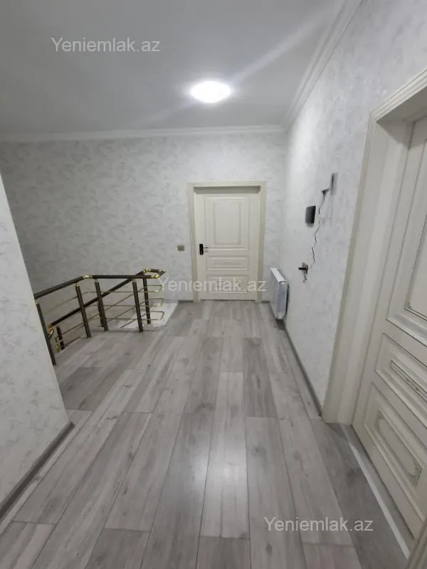 Satılır 5 otaqlı həyət evi 130 m²