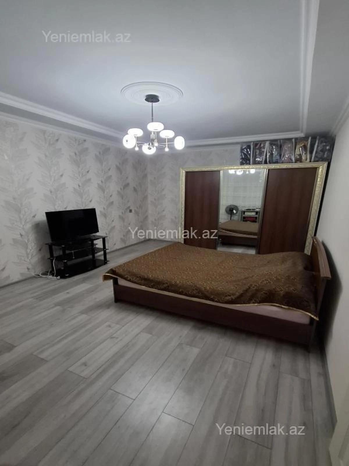 Satılır 5 otaqlı həyət evi 130 m²