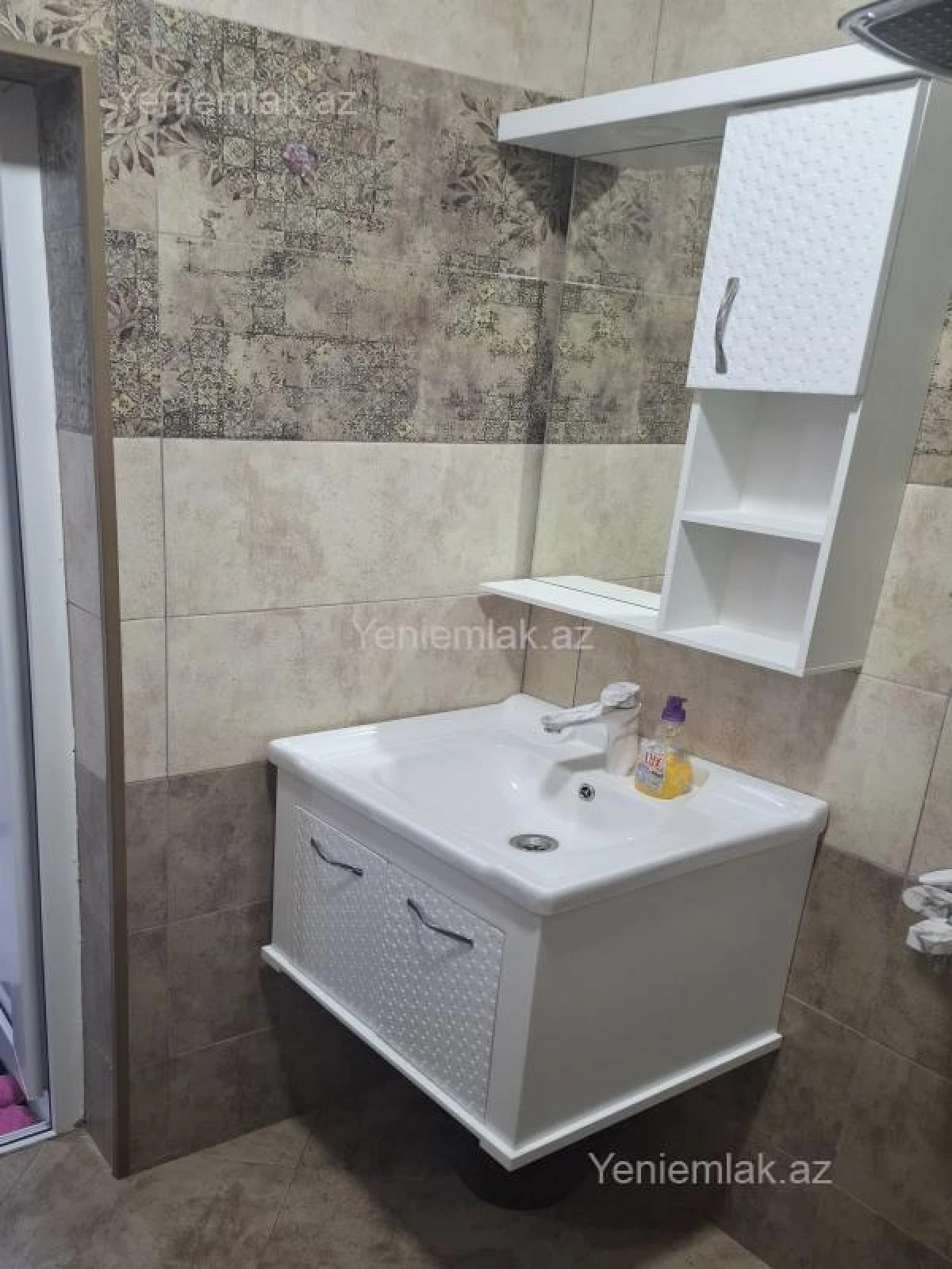 Satılır 5 otaqlı həyət evi 130 m²