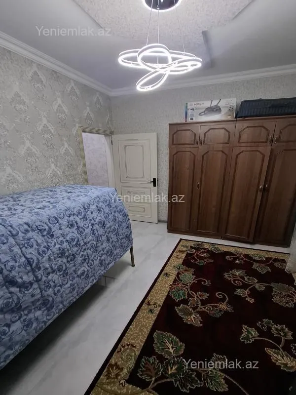 Satılır 5 otaqlı həyət evi 130 m²