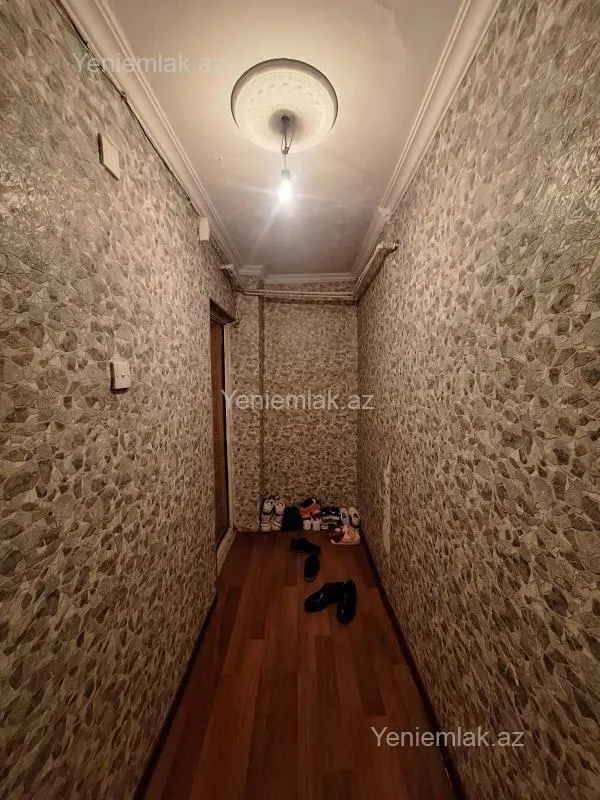 Satılır 2 otaqlı köhnə tikili 47 m²