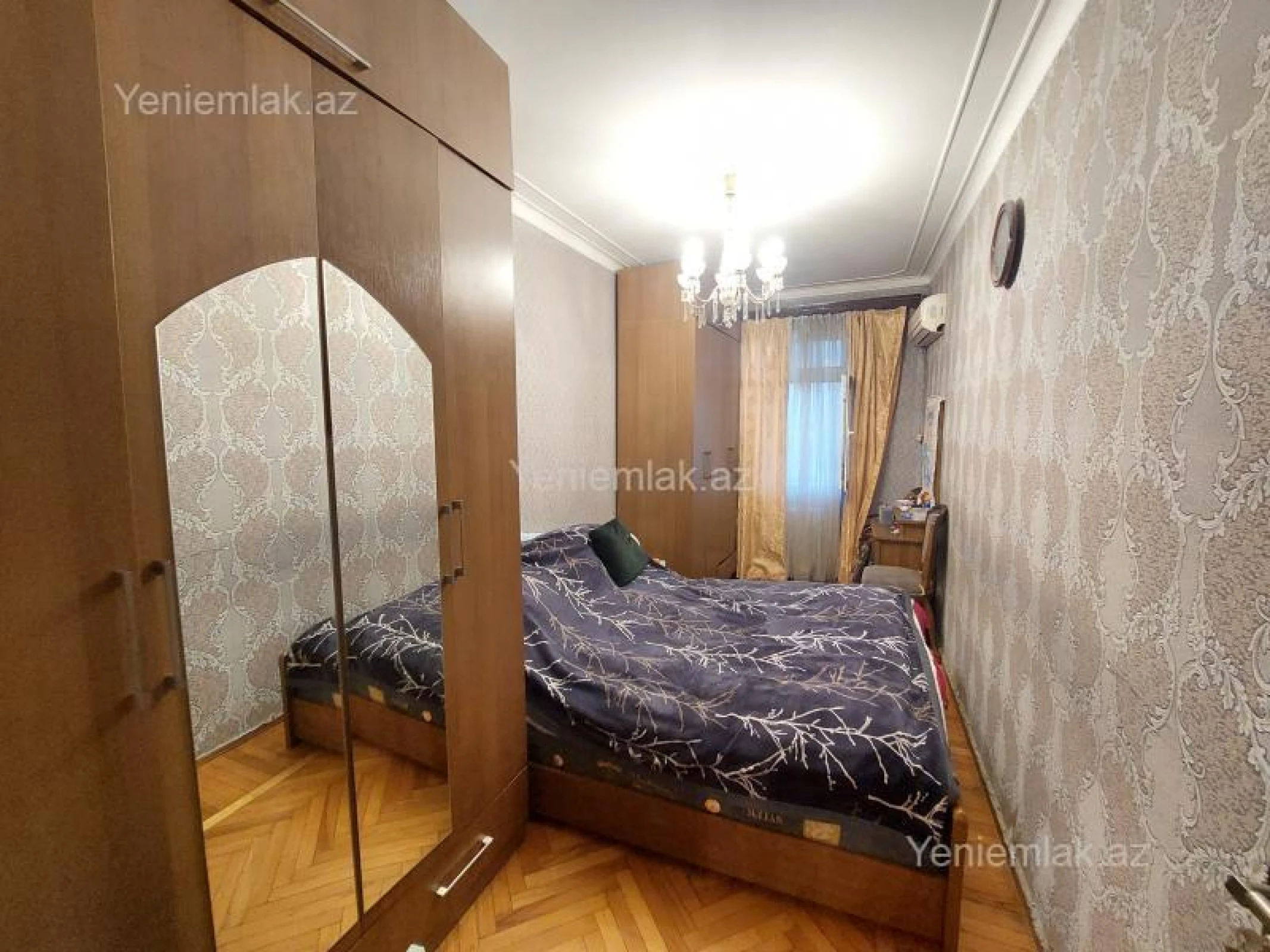 Satılır 2 otaqlı köhnə tikili 55 m²