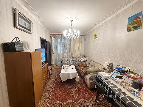Satılır 2 otaqlı köhnə tikili 55 m²