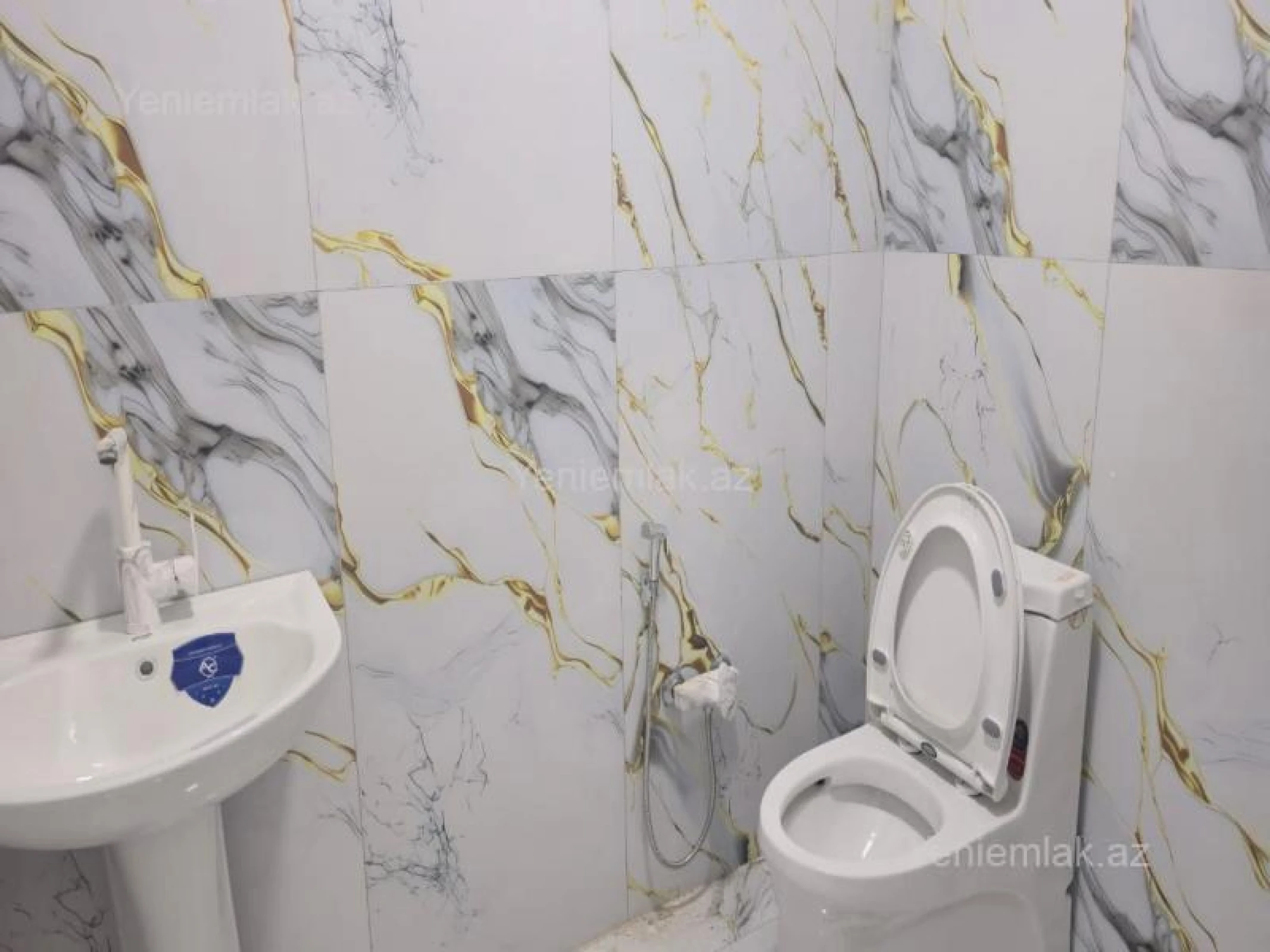 Satılır 4 otaqlı həyət evi 110 m²