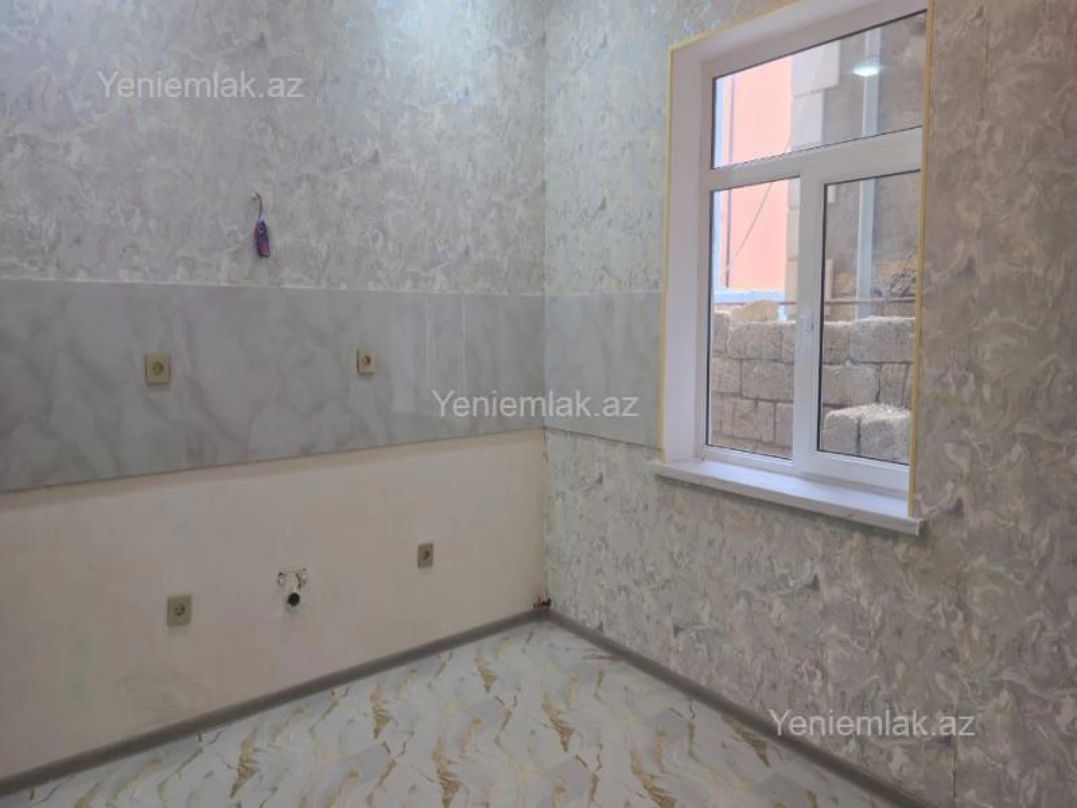 Satılır 4 otaqlı həyət evi 110 m²