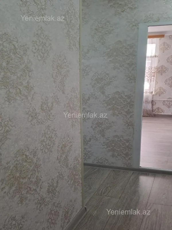 Satılır 1 otaqlı köhnə tikili 33 m²