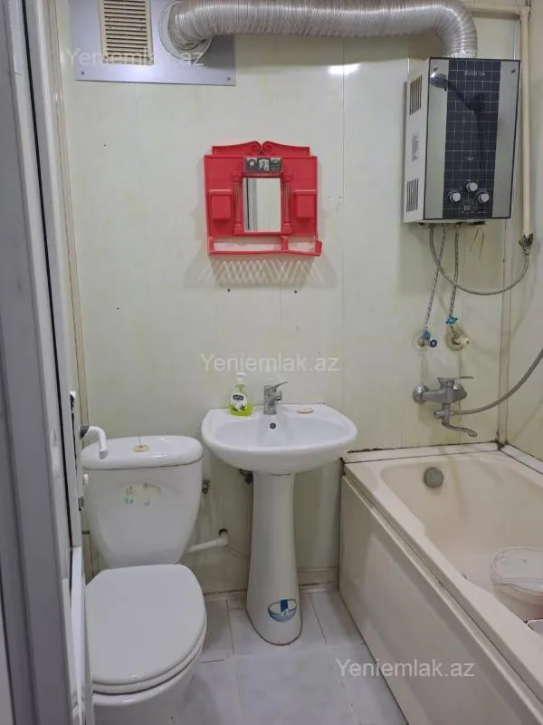 Satılır 1 otaqlı köhnə tikili 33 m²