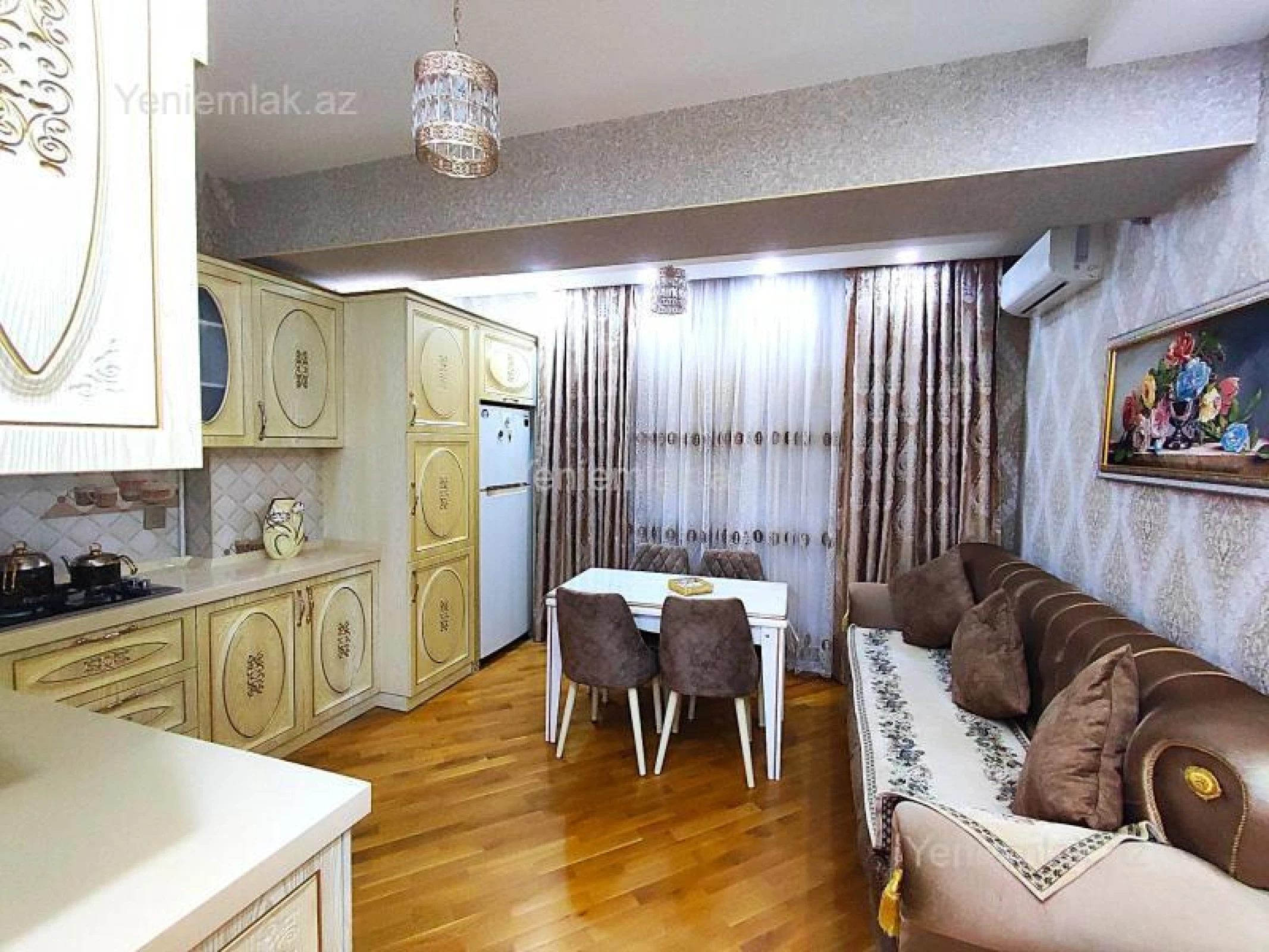 Satılır 3 otaqlı yeni tikili 97.3 m²