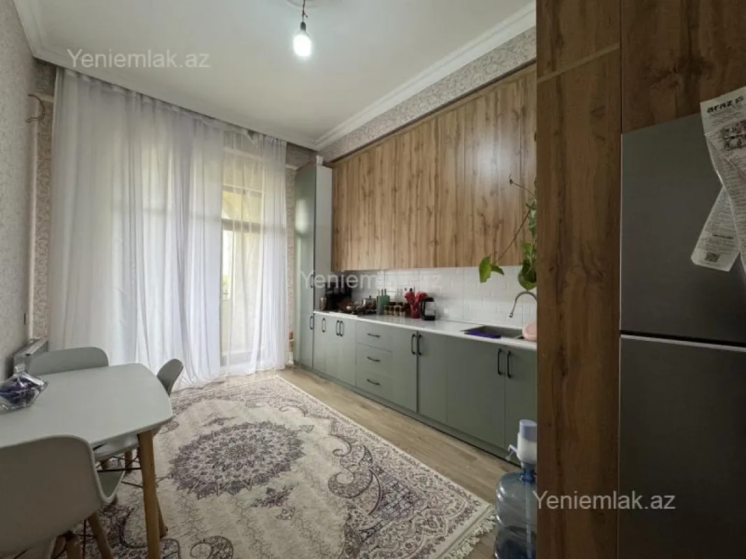 Satılır 3 otaqlı yeni tikili 127 m²