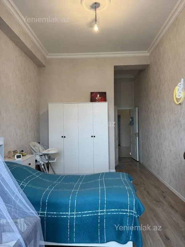 Satılır 3 otaqlı yeni tikili 127 m²